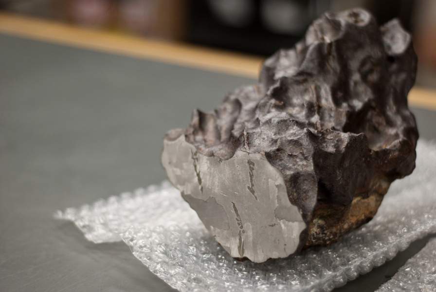 cratere-forme-explosion-meteorite-inde