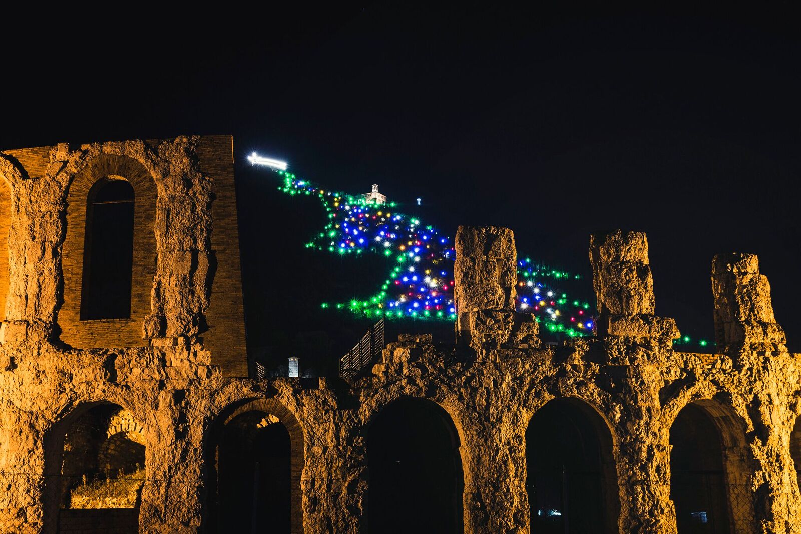 Gubbio luci