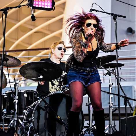Lee Aaron with John Cody 01 on the Pool Stage, Monsters Of Rock Cruise Day Two 2023-04-30 by Allyson Wachsberg Love this wild shot captured by Allyson Wachsberg photography last week on the Monsters Of Rock Cruise Pool Stage! 😜❤️🌈🎤🎸📸🇨🇦😎♥️♥️