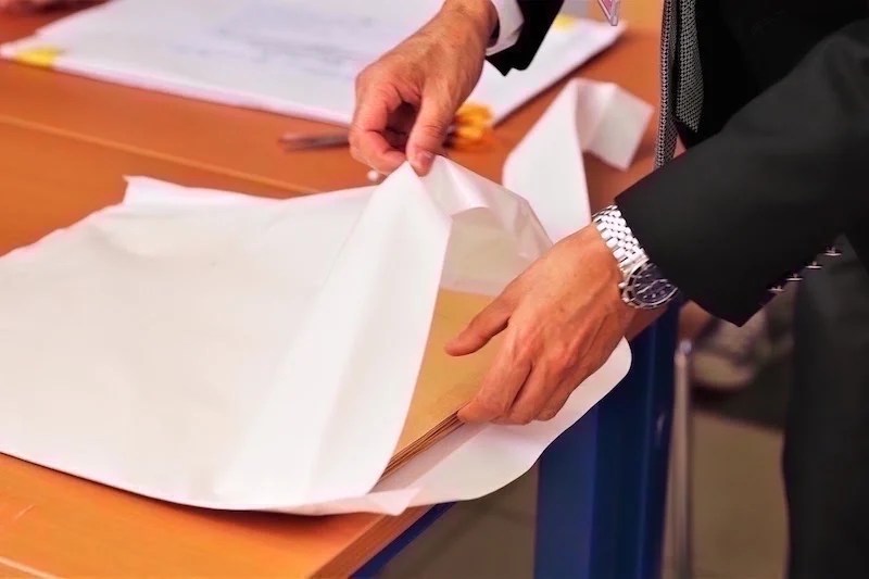 تدقيقات تكشف ارتباك المؤسسات العمومية في مساطر فسخ الصفقات وتصفية العقود المعلقة