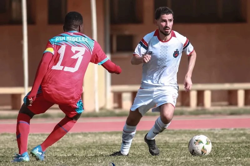أولمبيك آسفي يعود من النيجر بفوز ثمين في كأس الكونفدرالية