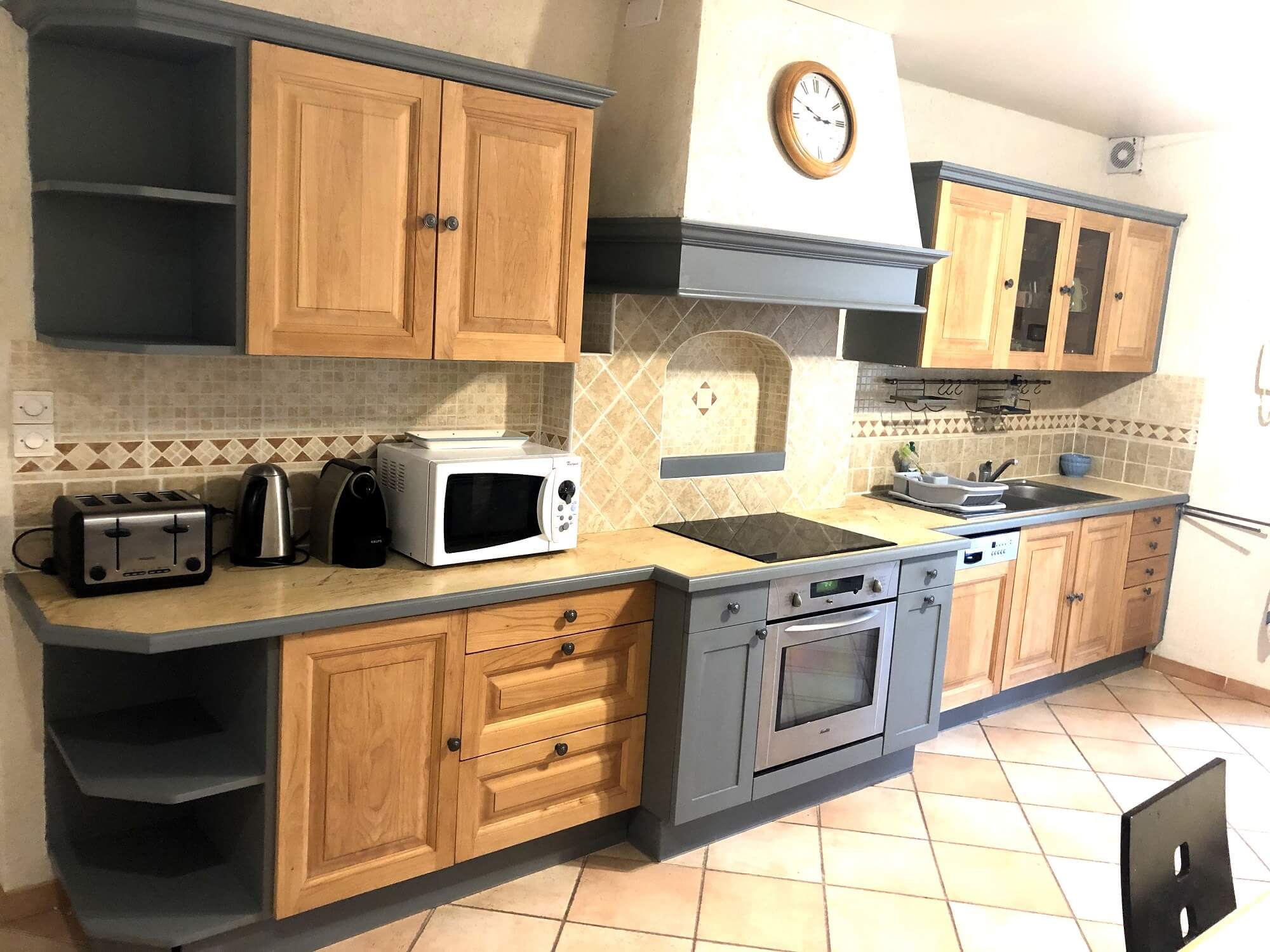 Pour réaliser sa rénovation à un prix défiant toute concurrence. Relooker Une Cuisine En Bois Les Meubles De Sebastien