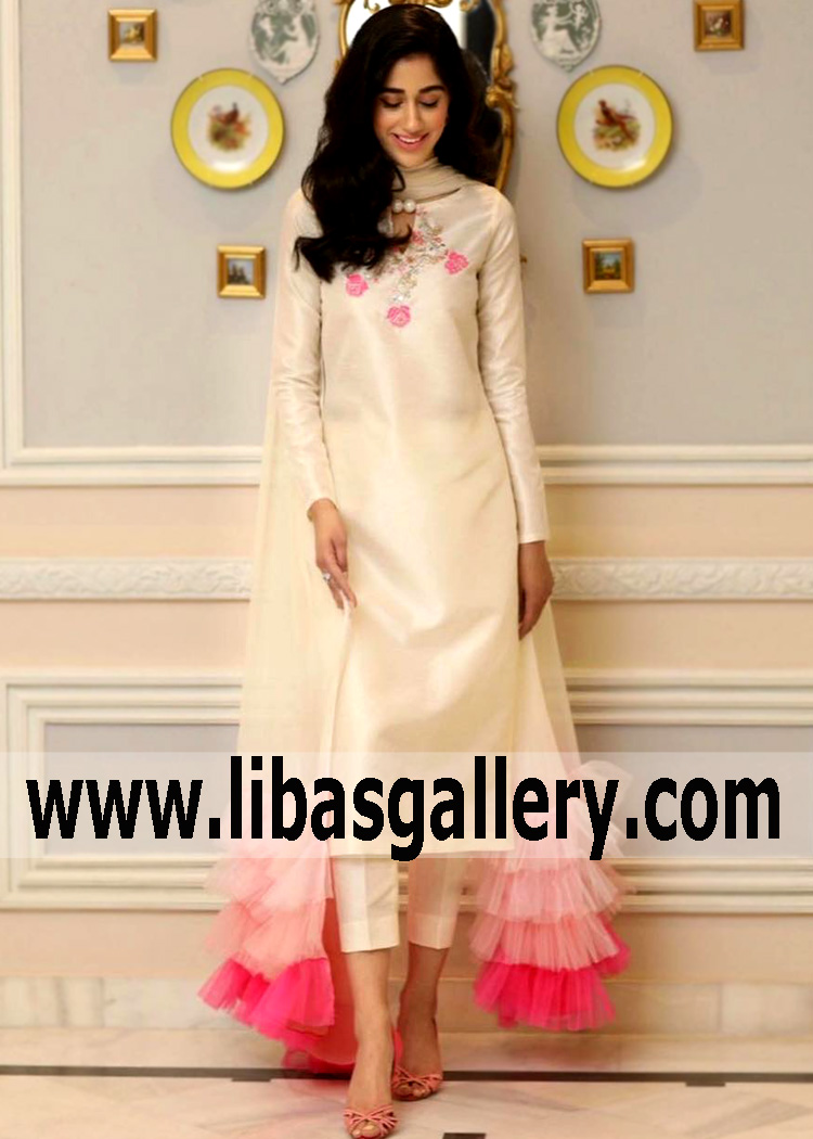 Pakistani Evening Dresses Trends St Louis Missouri Usa Latest Evening Wear Collection 2020 Shop Pakistani Indian Bridal Wear Online Bridal Outfits Retail Store Wedding Bride Groom Designer Dresses Boutique