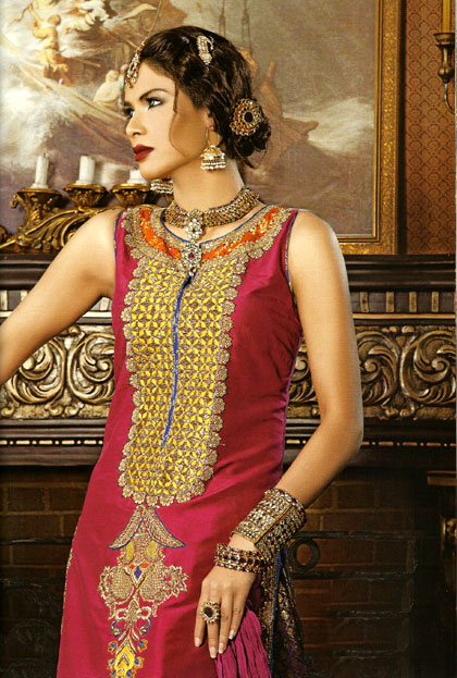 Christmas Special Occasion Dresses Pakistan Engagement Party Dresses Pakistan Designer Party Wear Shop Pakistani Indian Bridal Wear Online Bridal Outfits Retail Store Wedding Bride Groom Designer Dresses Boutique