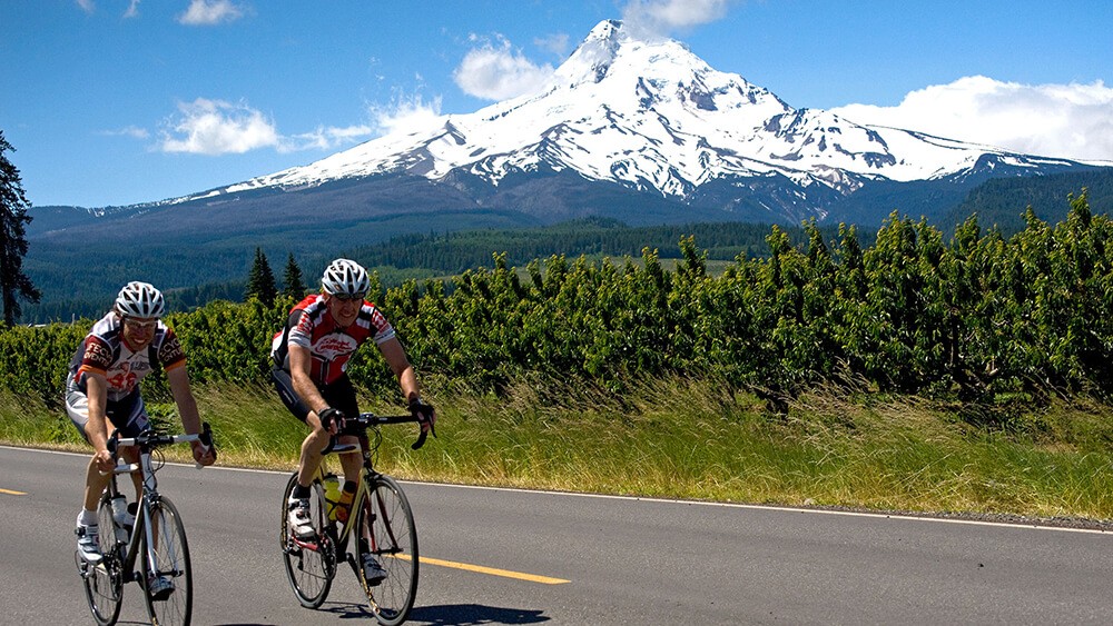 Looking to see some incredible sights from the comfort of a train? Hawaii Big Island Bike Tours Self Guided Cycling Tour