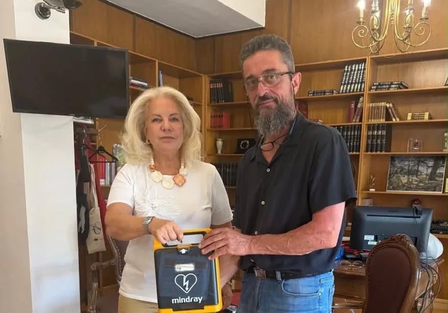 Ενίσχυση φορέων της Μαγνησίας με τρεις αυτόματους απινιδωτές