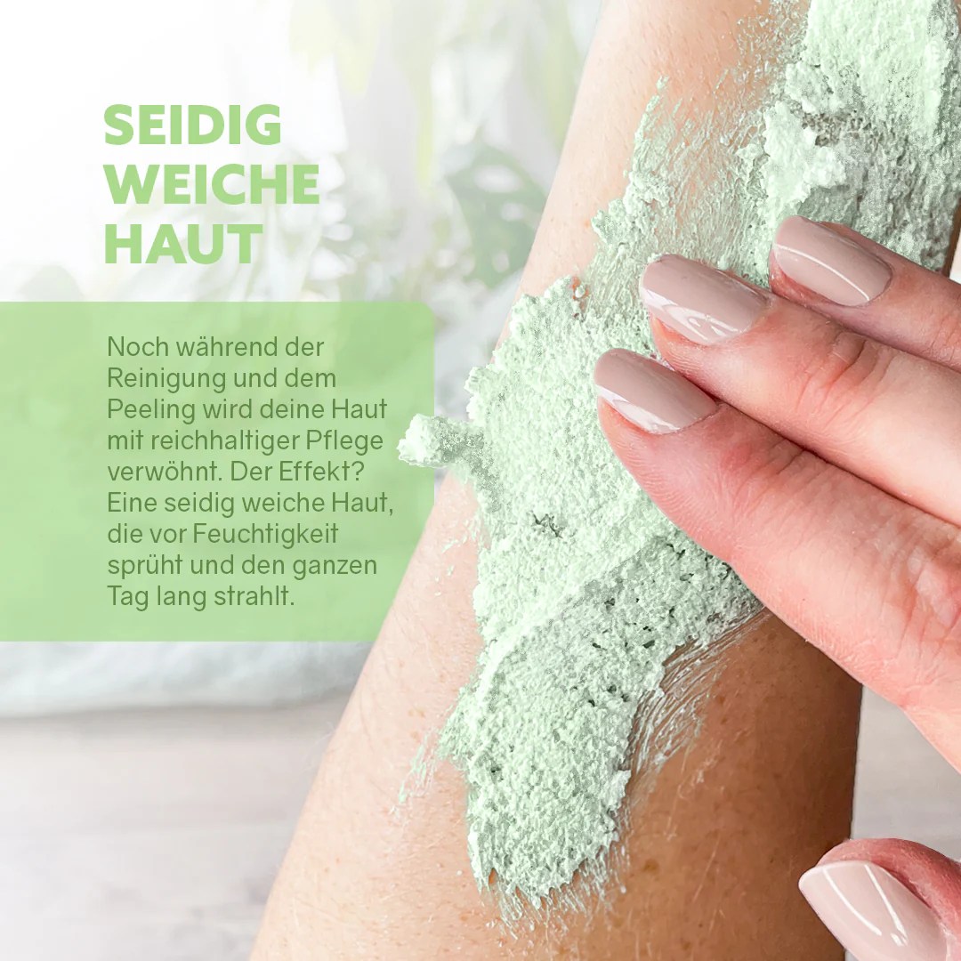 03_puremetics_3in1-Dusch-Fluff_Apfelbluete_Arm.webp