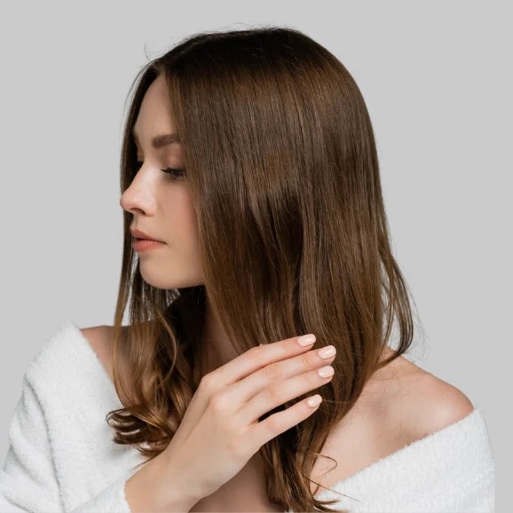FREE_expert_style_Anti-Frizz_Spray.webp