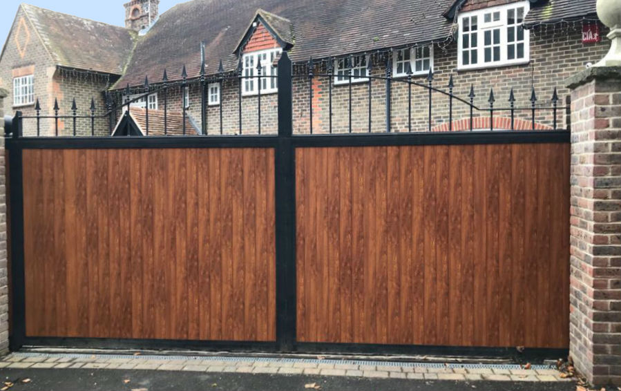 Design Your Own Gates Using Our Aluminium Gate Infill Panels
