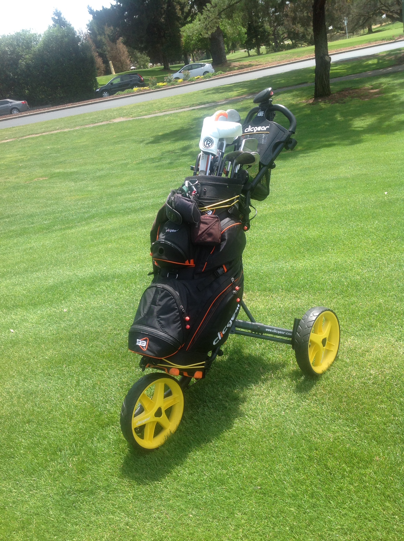 Clicgear Nearly Perfect for Pushers | LinkedGolfers