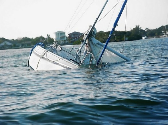 5 Safety Items To Lower Your Risk Of A Boating Accident
