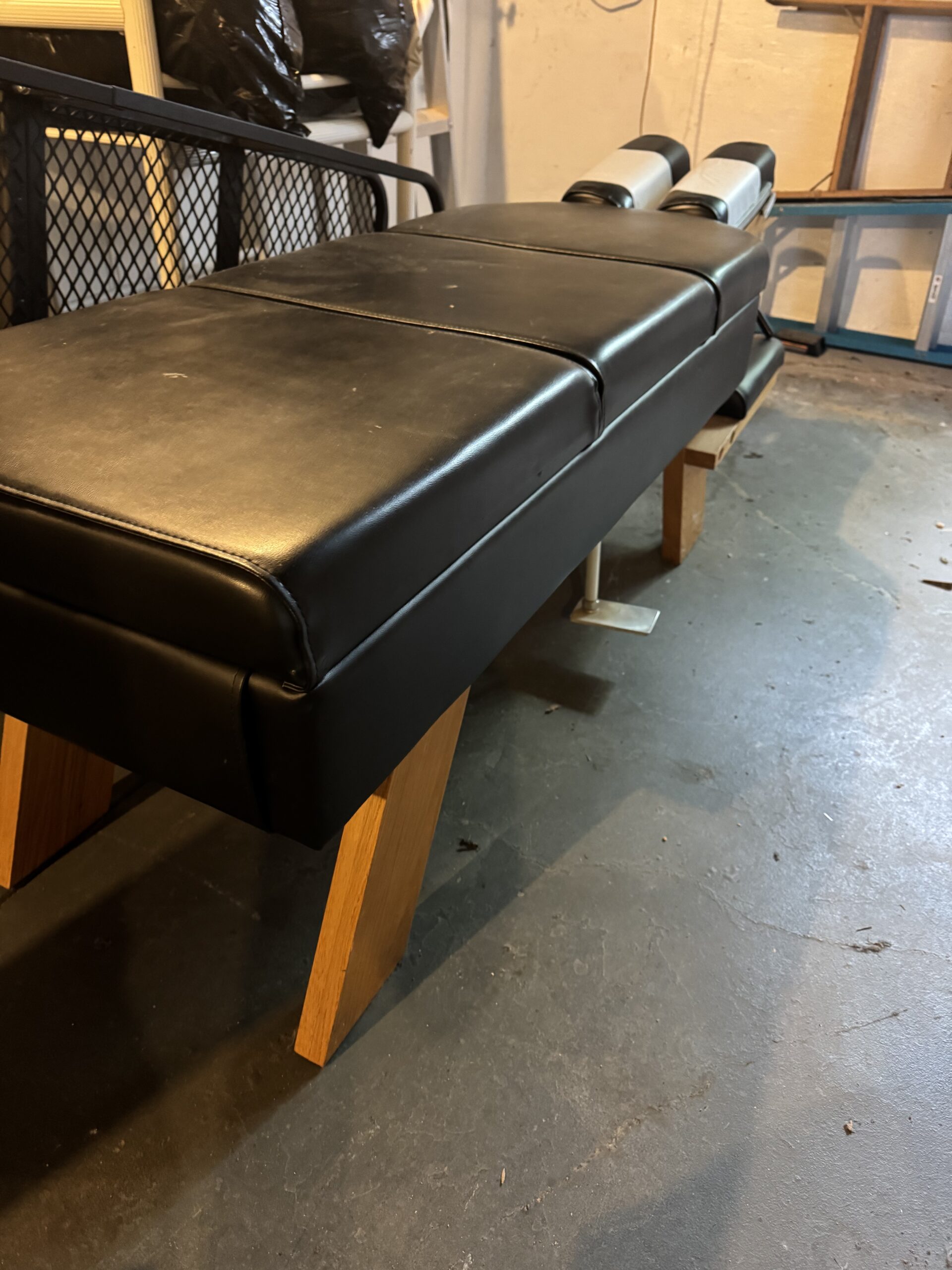 Adjusting Table with pelvic and cervical drops: St. Louis, MO