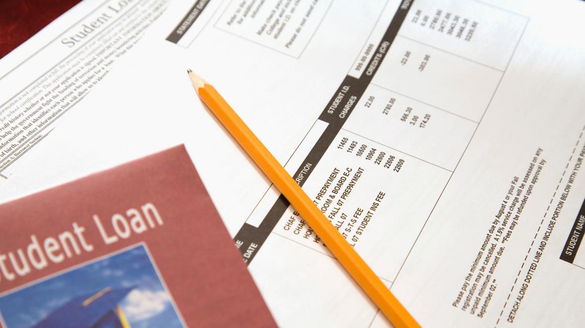 Eligibility Of Student Loan : Education Loan Eligibility Calculator|Check Student Loan ... - Know how to check your education loan eligibility and the loan applicant must have attained the age of 18 else his/her parents will have to avail the loan.