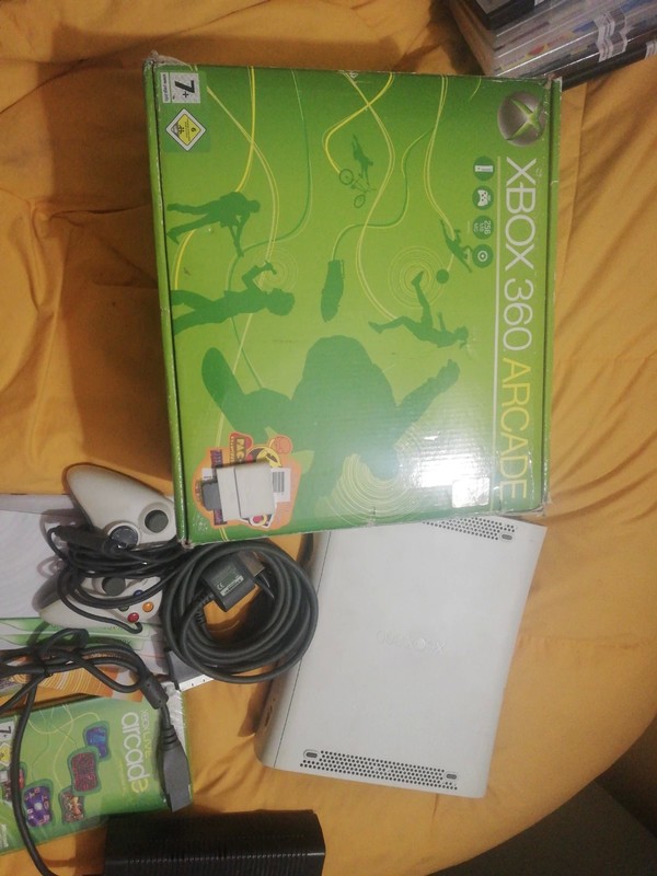 Console Xbox 360 arcade completa Lo Svuota Cantine Campobasso Molise
