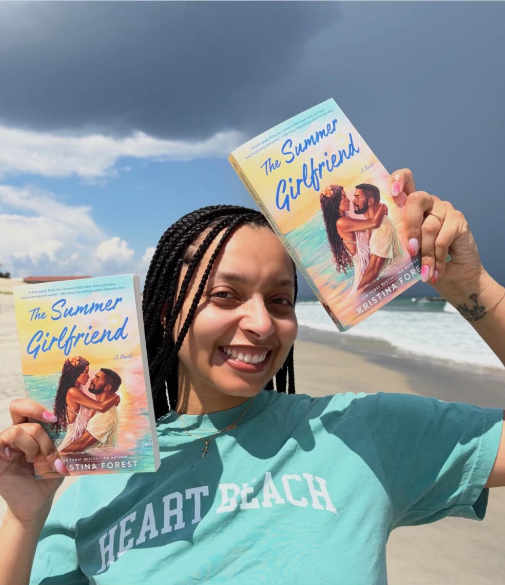 August 2026 #LotsofBooksClub The Summer Girlfriend with Kristina Forest