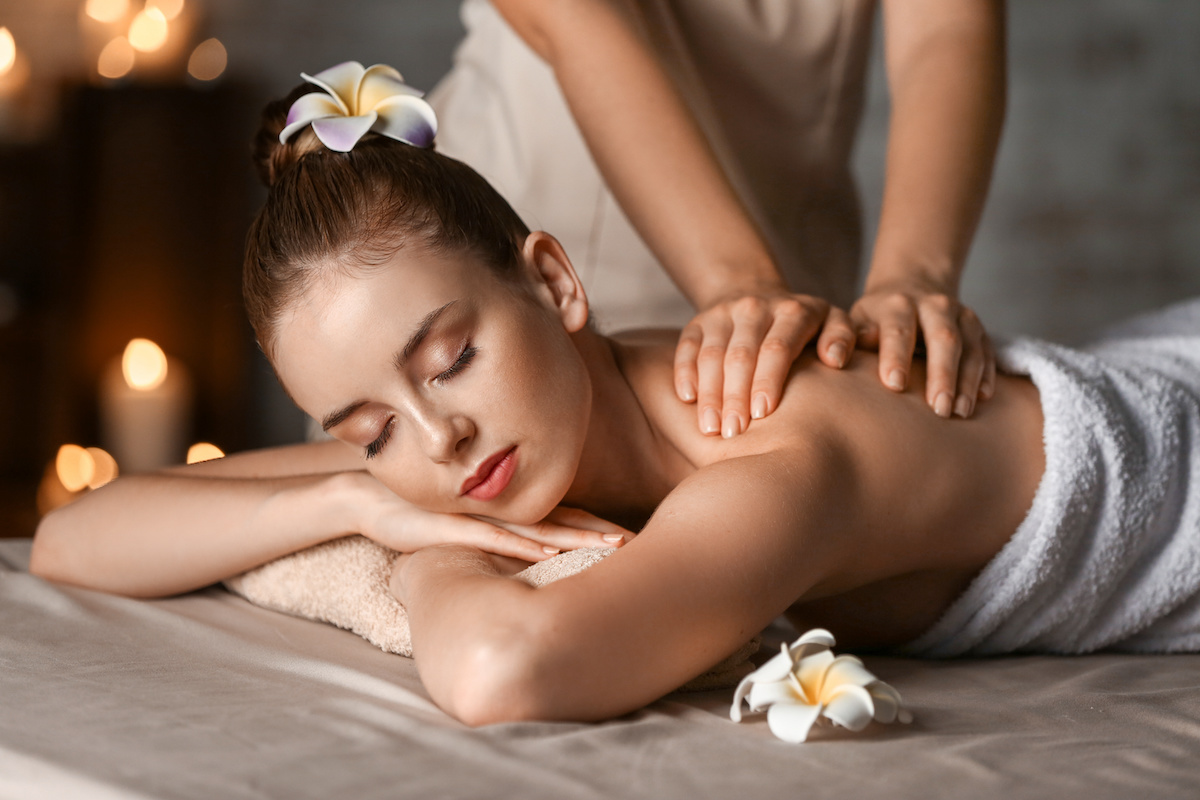 Relaxing Spa Massage - 60 Minutes