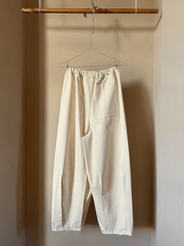 Trousers LOVE Back SKU: L-CH.SS25.16