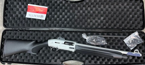 Beretta 1301 Tactical Marine 12 Gauge Shotgun (J131T18M)