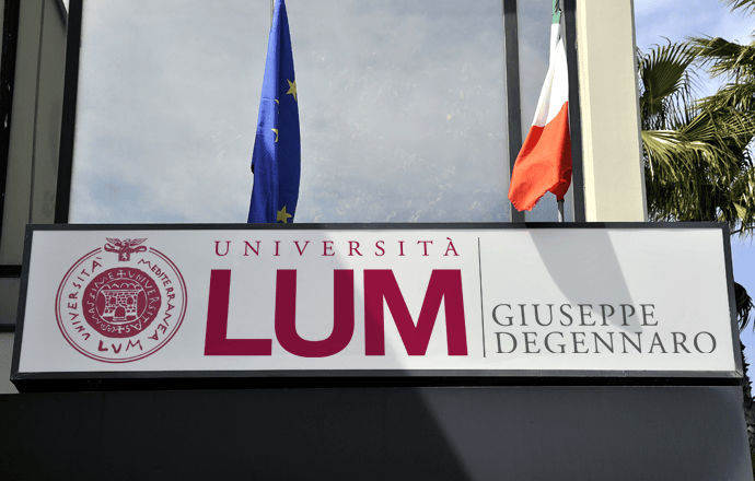 Lum - L'istituto Tumori 'Giovanni Paolo Ii' Di Bari Mette A Disposizione Borse Di Studio Per Laureati In Diverse Discipline Per Lo Svolgimento Di Attività Di Ricerca 440_x_690_png