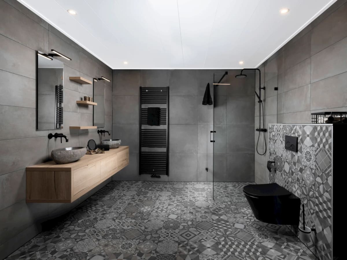 Een nieuwe badkamer of sanitair in Maassluis? Zo pak je het slim aan