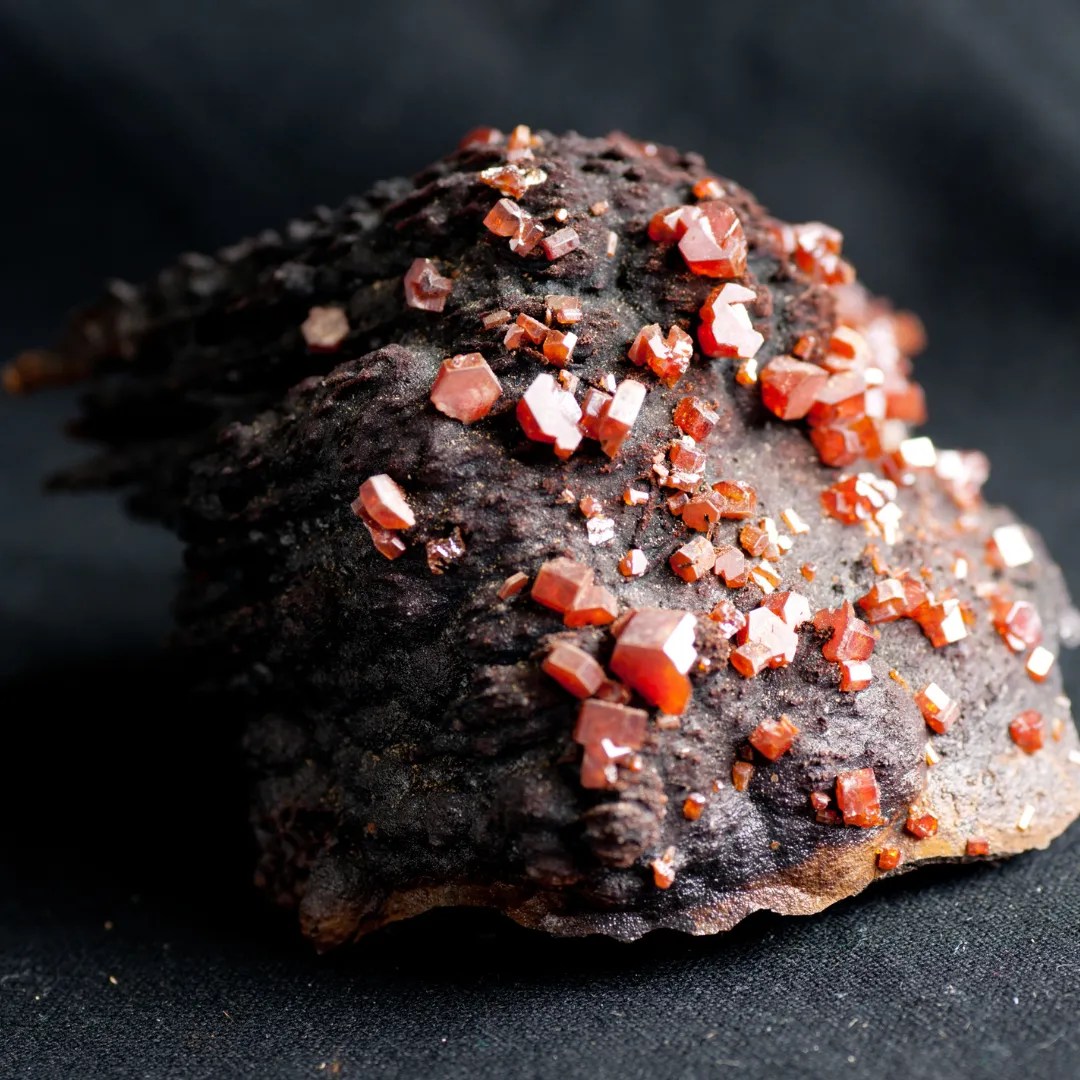 Photo d'une pierre de Vanadinite