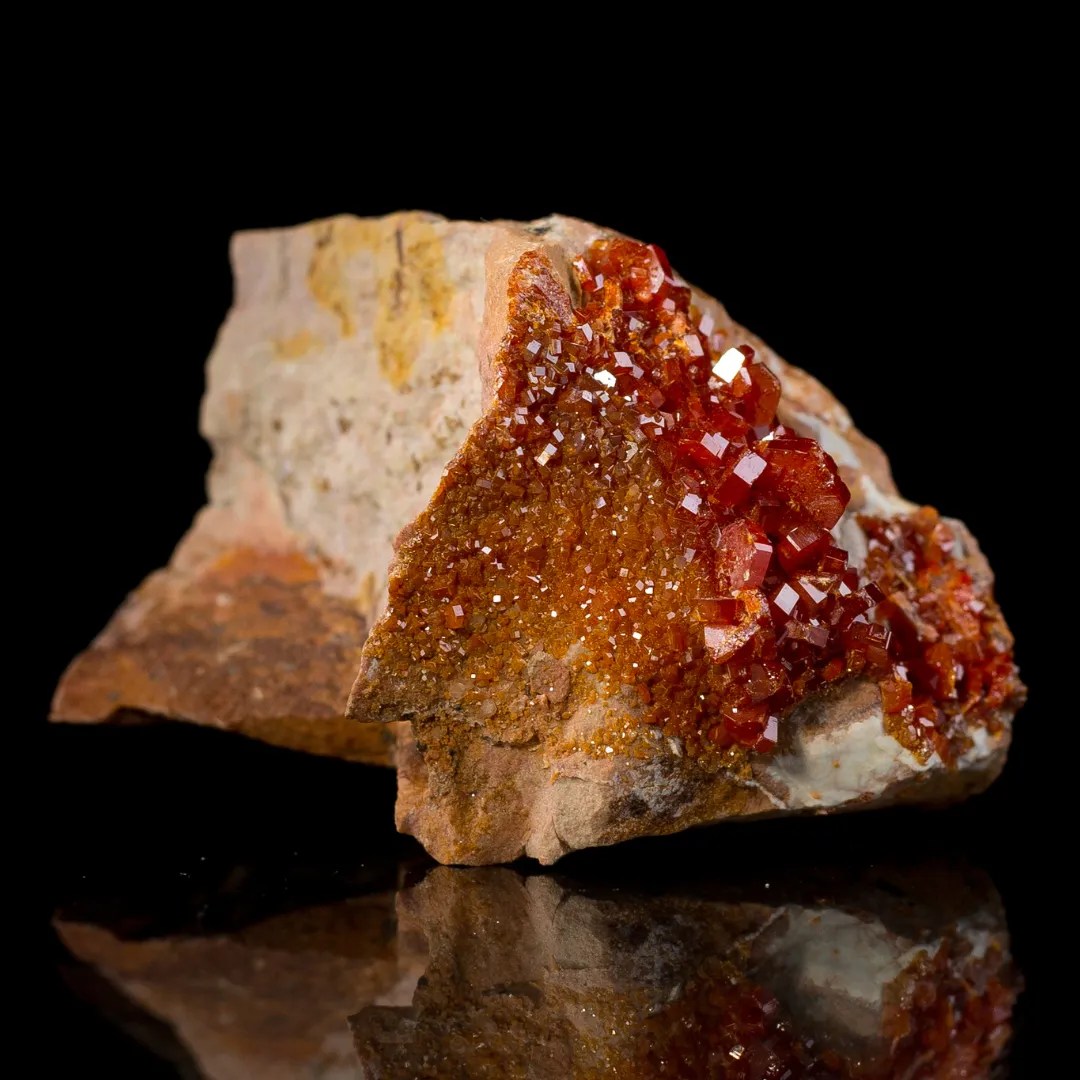 Photo d'une pierre de Vanadinite