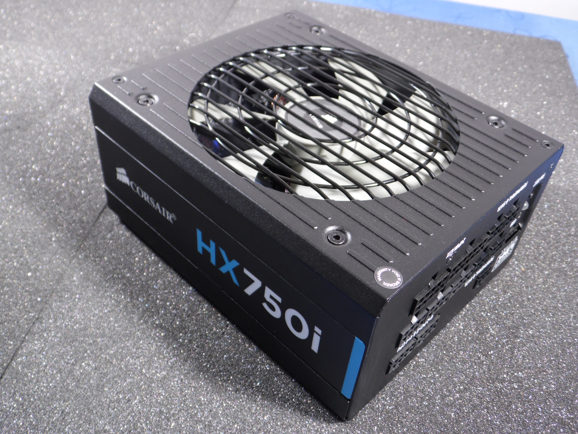 CORSAIR HX750i ATX規格 CORSAIR HX750i ATX 電源ユニット 動作確認済
