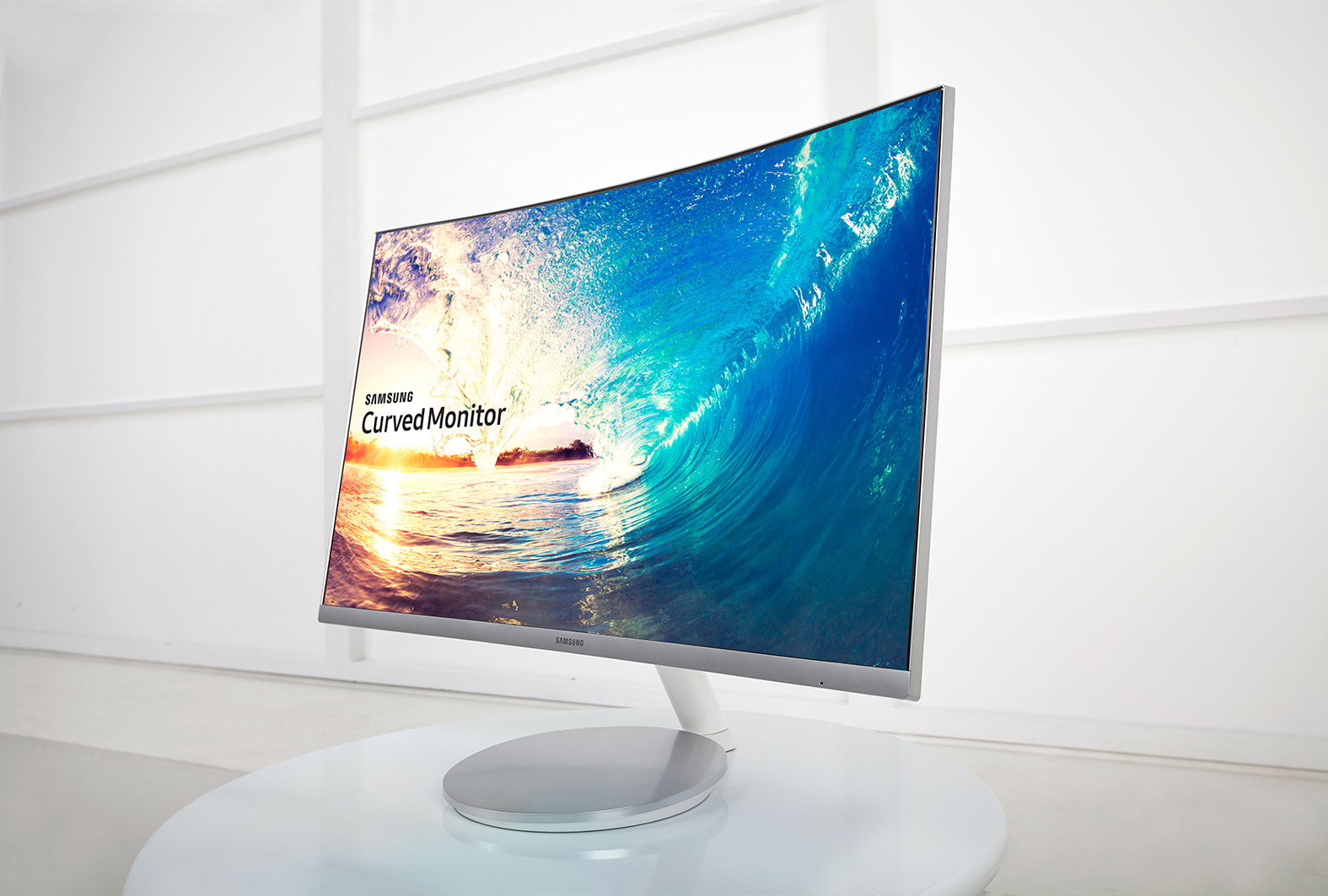 Samsung lanza su nueva línea de monitor Curvo con AMD FreeSync