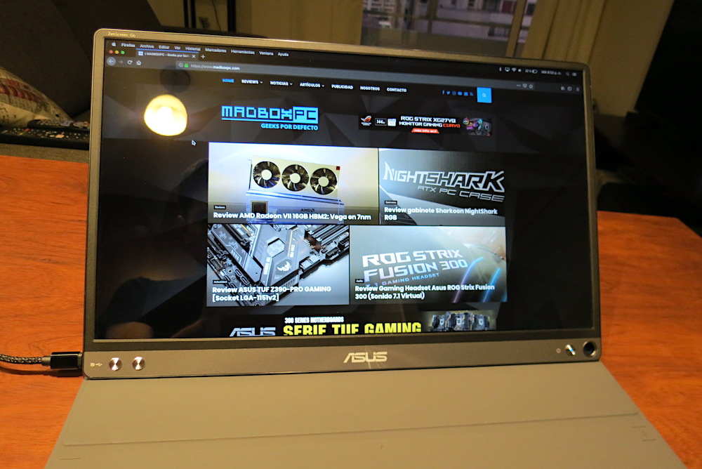 Review monitor portátil Asus ZenScreen GO MB16AP