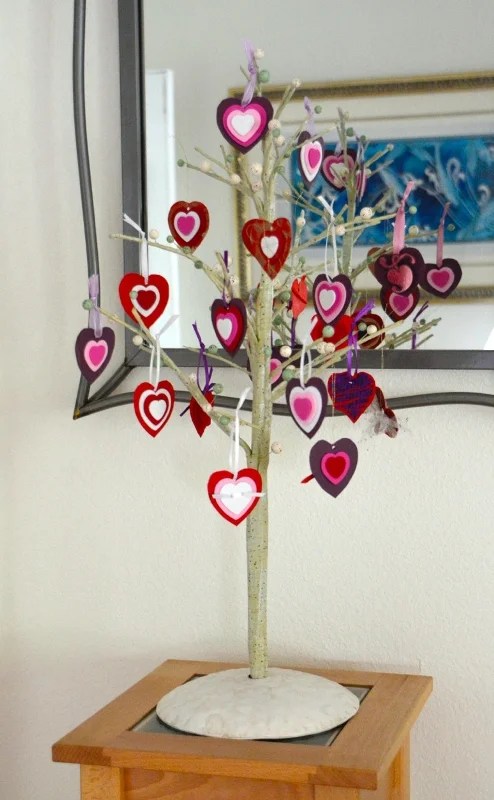 We may earn commission on some of the items you ch. 25 Amazing Dollar Tree Valentines Decorations Ideas - MagMent