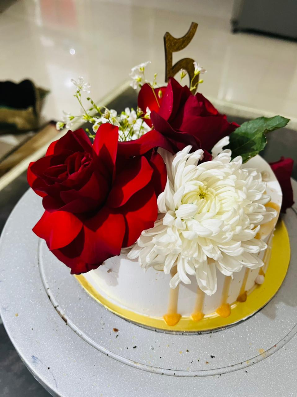 Fresh Flower Cake