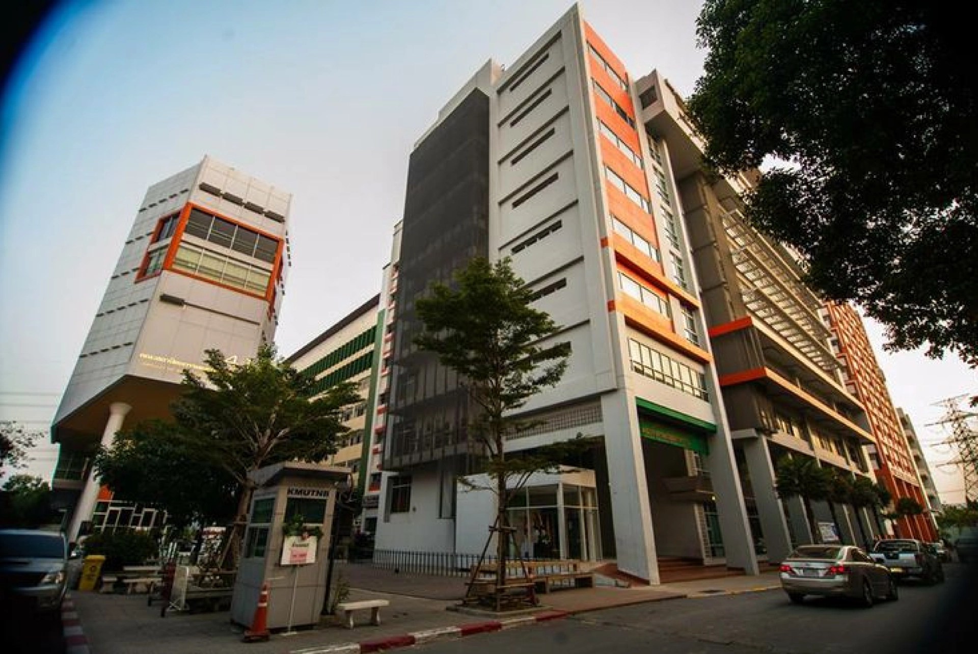 KMUTNB building