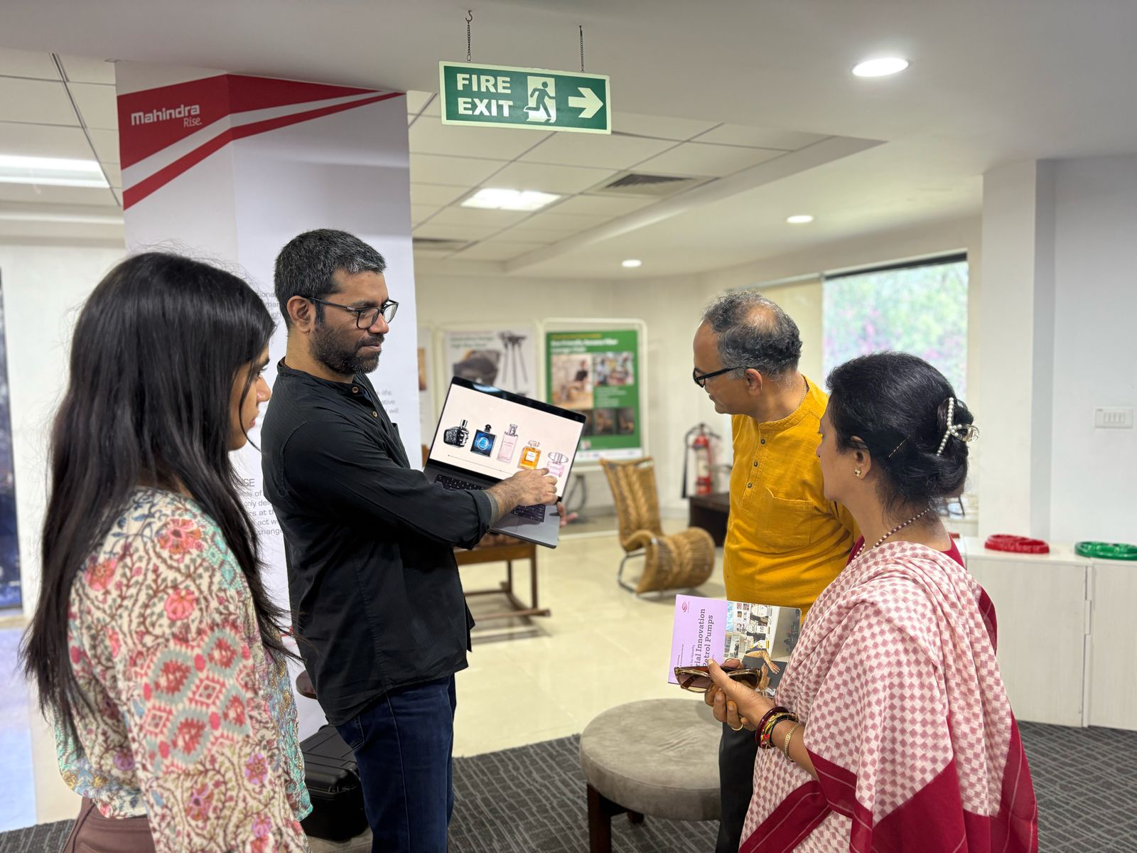 Developing Innovation Pedagogy using AI for MOOCs