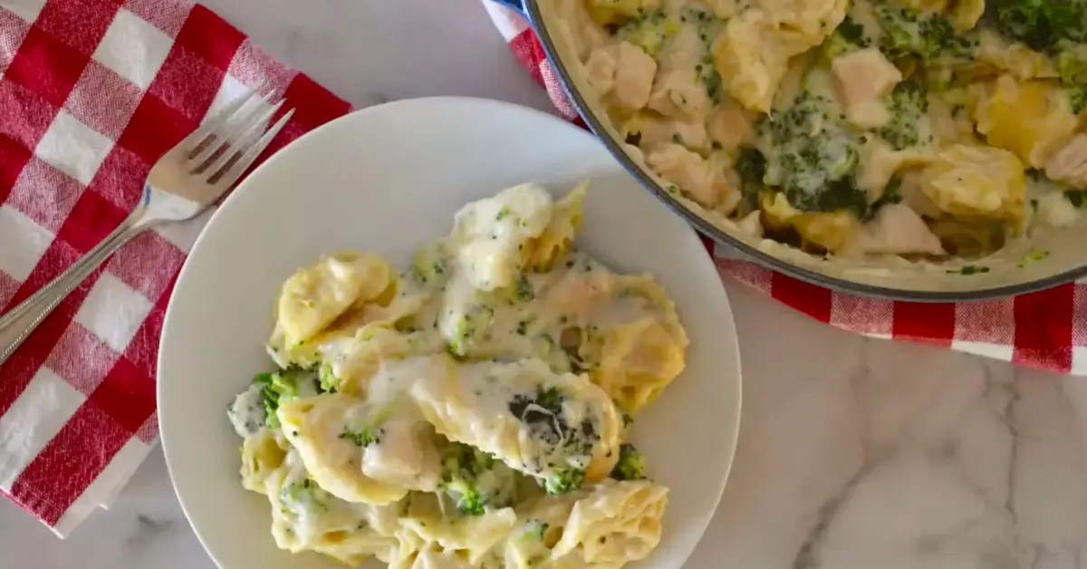 Creamy Chicken Broccoli Tortellini