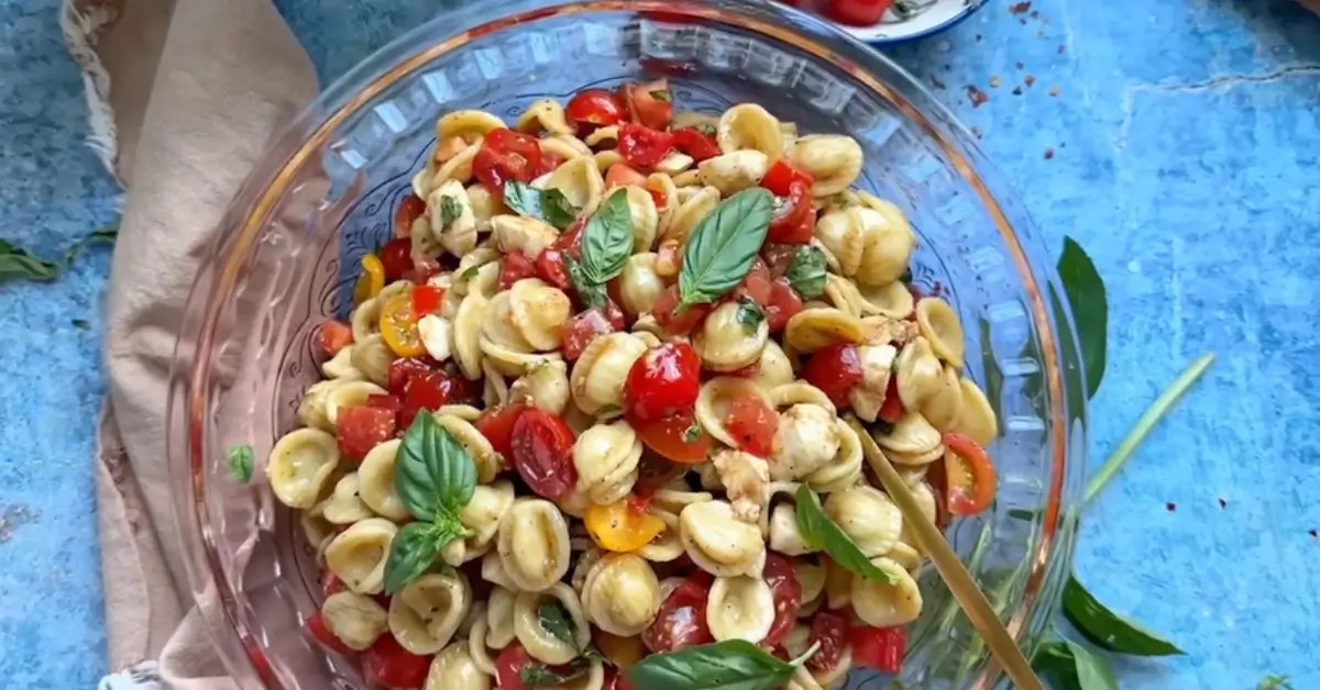 Tortellini Caprese Pasta Salad