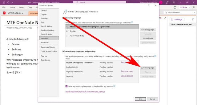 النقر فوق "أضف لغة" زر في OneNote.
