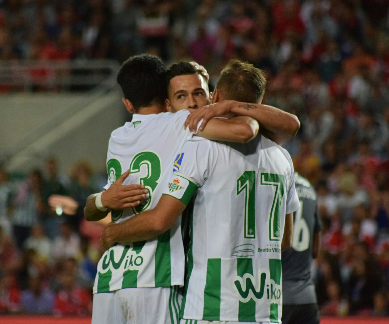 CRÓNICA Benfica 2-1 Real Betis: Muy frágil en defensa