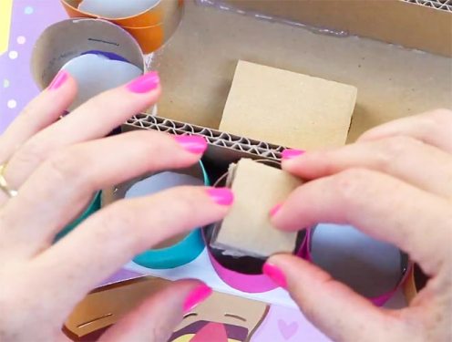 como-hacer-manualidades-con-carton como hacer muebles con cajas de carton