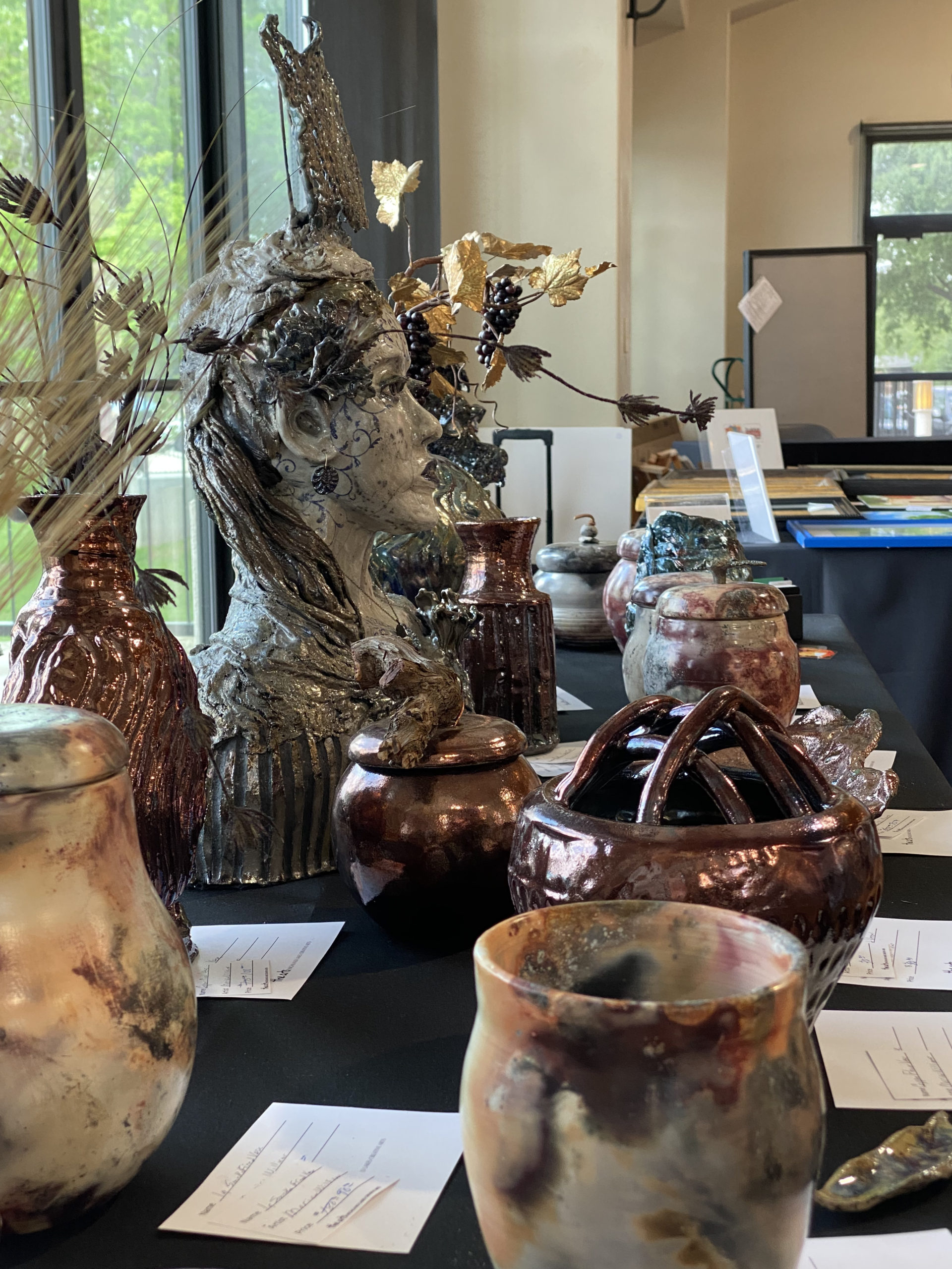 Sculptuur op Main, Marian Williams Pottery