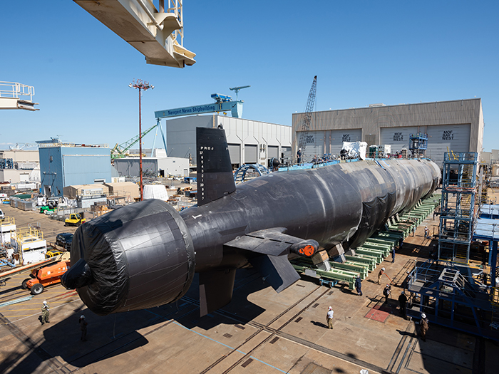 Diakses tanggal 26 april 2015. Video Nns Prepares For Launch Of Virginia Class Submarine Montana Marine Log