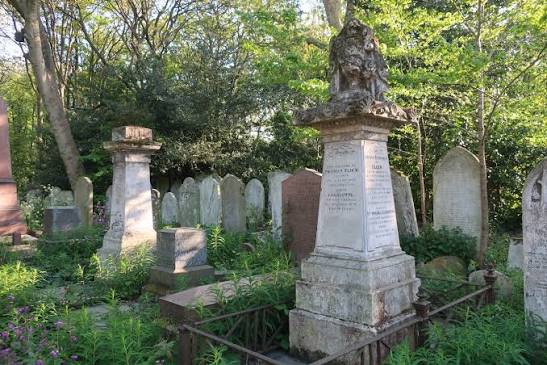 Tombstone Trek through Tower Hamlets Cemetery