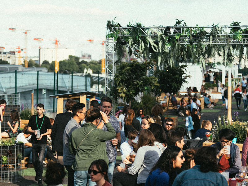 Jardin Suspendu Le Rooftop Branche Des Soirees D Ete Saison 2 Valgirardin Fr