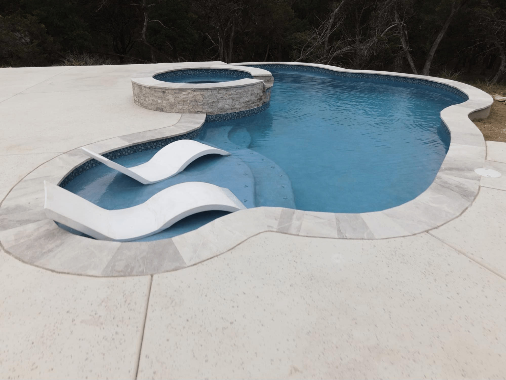 Seguin swimming pool contractor