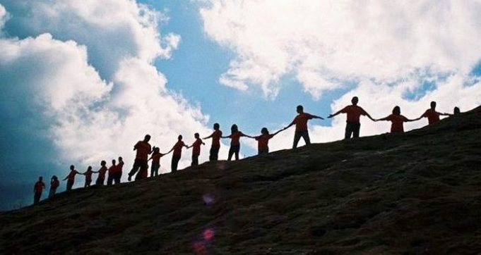 Arti UNIVERSAL adalah Pengertian dalam Seni, Sosiologi, dan Filsafat Arti UNIVERSAL adalah Pengertian dalam Seni, Sosiologi, dan Filsafat