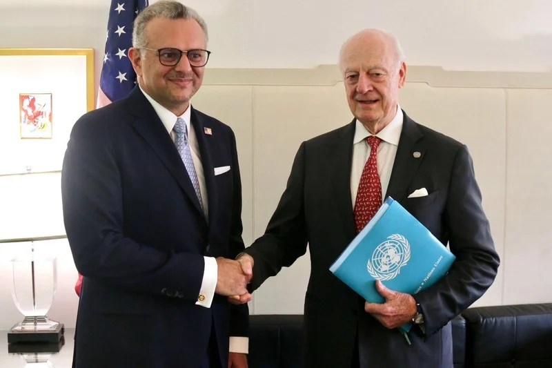 مسعد بولس مستشار الرئيس الأمريكي يجدد دعم واشنطن لمبادرة الحكم الذاتي بالصحراء المغربية خلال لقائه مع ستافان دي ميستورا مبعوث الأمم المتحدة.