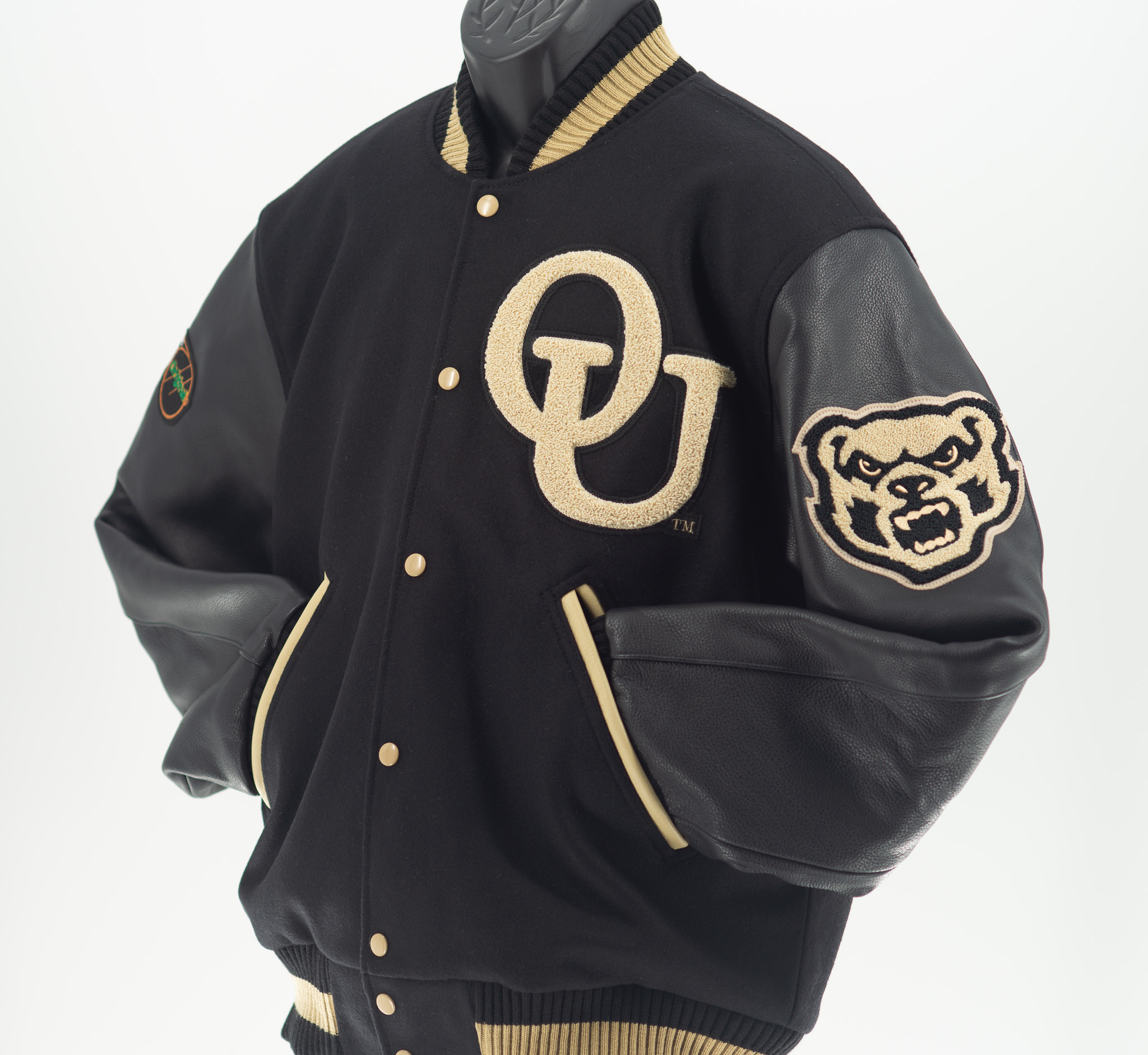 OAKLAND UNIVERSITY BLACK EXCLUSIVE – MDJ Original