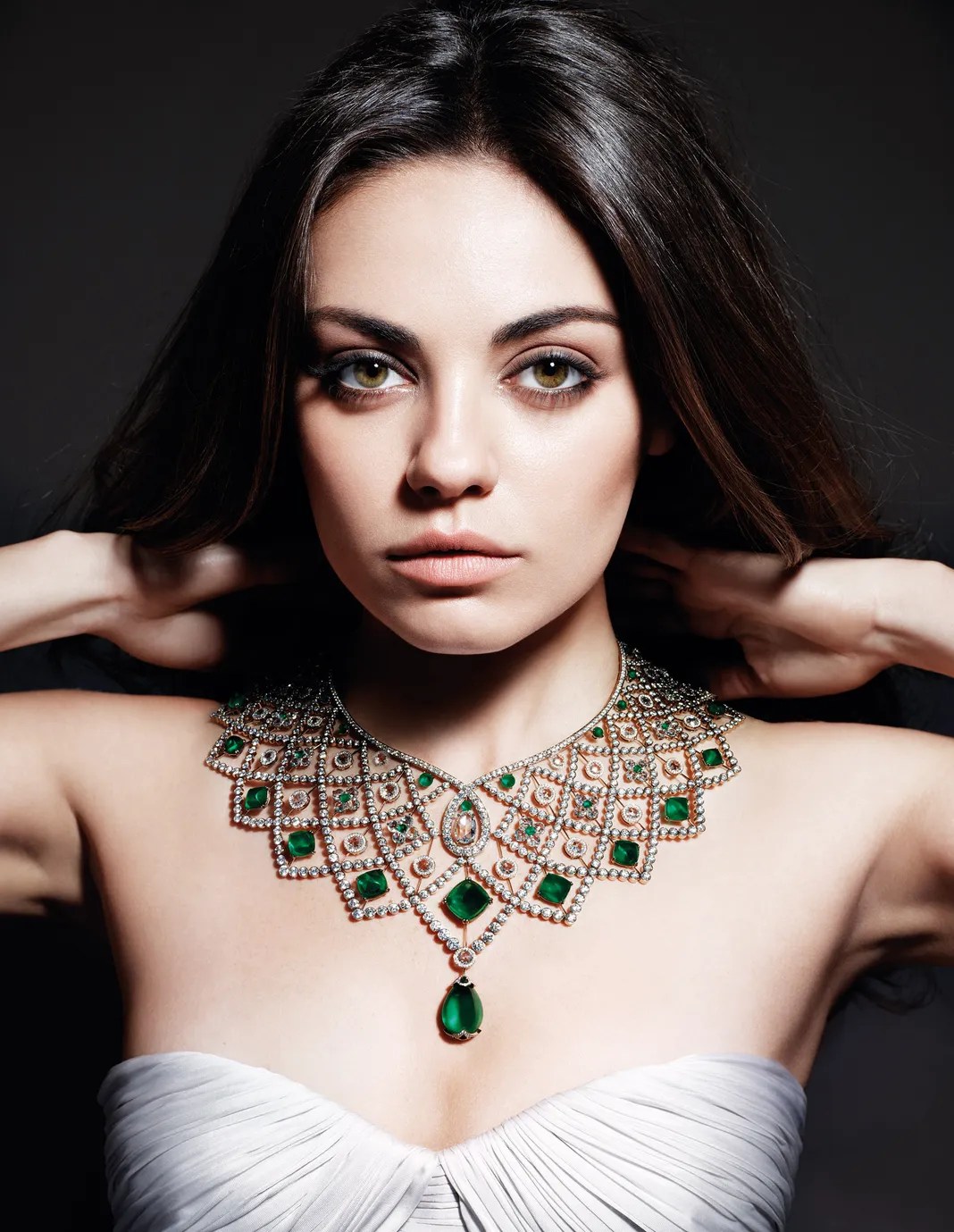26 Celebrities Who Speak Another Language