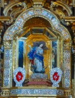 02-Quito13 just like the one who watches over the city