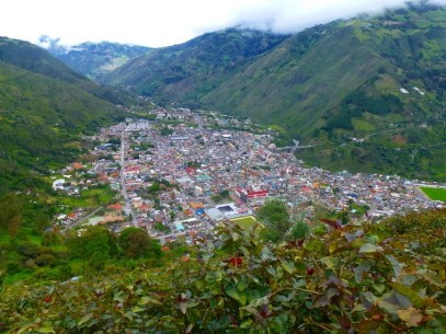 05-Banos01 view from El Cruce Bella Vista -- a killer 45-minute hike