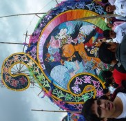 06-Sumpango01 seriously, I cannot even believe the detail in these kites. they look painted, but it's just super labor-intensive crepe-paper-layering.